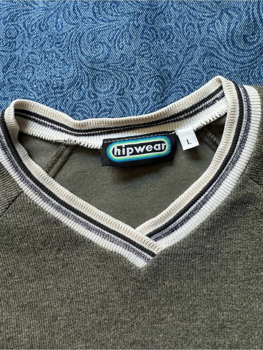 Vintage Hipwear Olive Green Striped V-Neck Sweater Y2K Skater Grunge |Size L - Picture 3 of 8